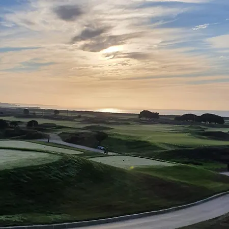 Sunshine - Golfplayer And Holidays * Lagos