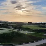 Sunshine - Golfplayer And Holidays * Lagos