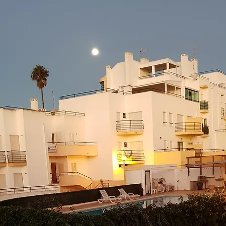 Sunshine - Golfplayer And Holidays Λάγος