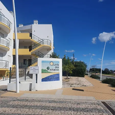 Sunshine - Golfplayer And Holidays